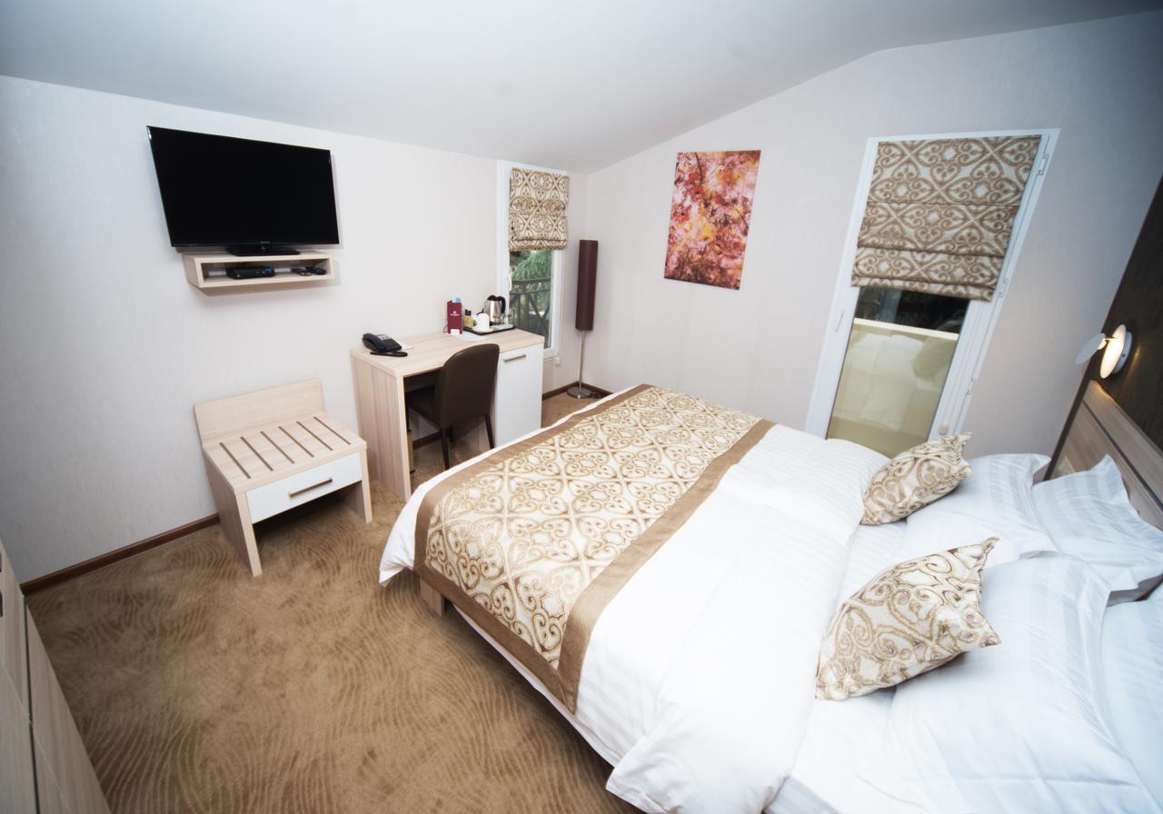 Iberia Didube Hotell Tbilisi Exteriör bild