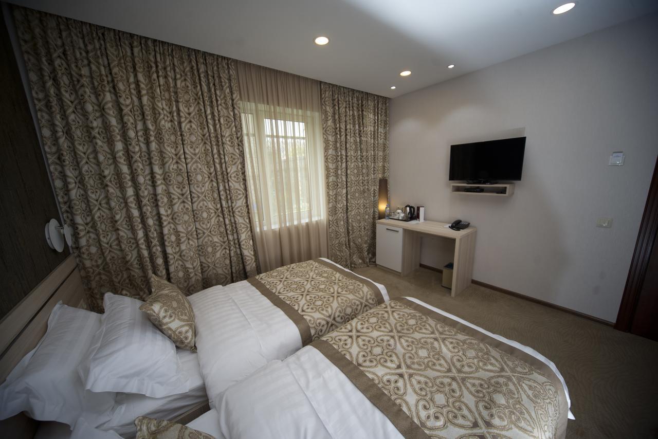 Iberia Didube Hotell Tbilisi Exteriör bild